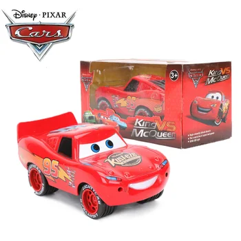 11.5 cm Disney Pixar Cars 3 Toys Fulger McQueen PVC figurina Rege vs Mcqueen Rusteze Curse turnat sub presiune din Aliaj de Metal Modul Auto